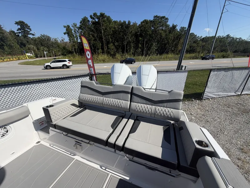 Slide: The Image of Monterey Elite 30 OB 2027 - 8173225