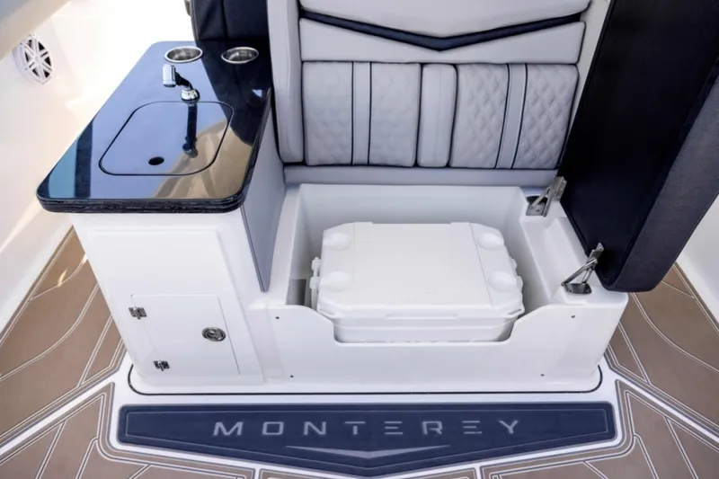 Slide: The Image of Monterey Elite 30 OB 2027 - 7409220
