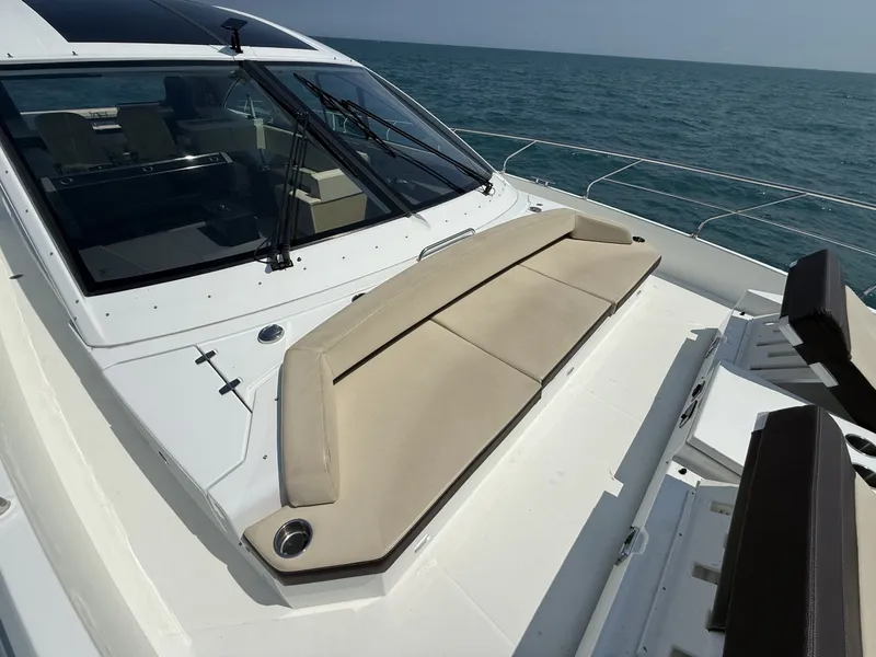 Slide: The Image of Cruisers Yachts 60 Cantius 2016 - 7409600