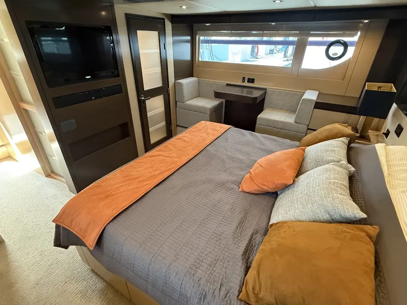 Slide: The Image of Cruisers Yachts 60 Cantius 2016 - 7409521
