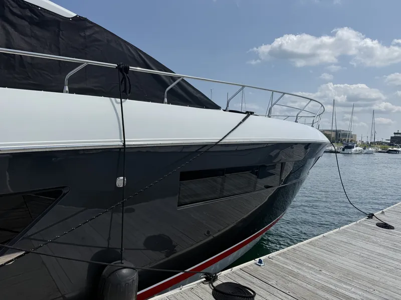 Slide: The Image of Cruisers Yachts 60 Cantius 2016 - 7409438