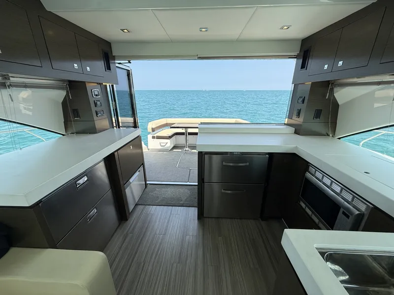 Slide: The Image of Cruisers Yachts 60 Cantius 2016 - 7409587