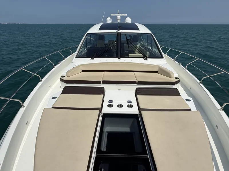 Slide: The Image of Cruisers Yachts 60 Cantius 2016 - 7409598