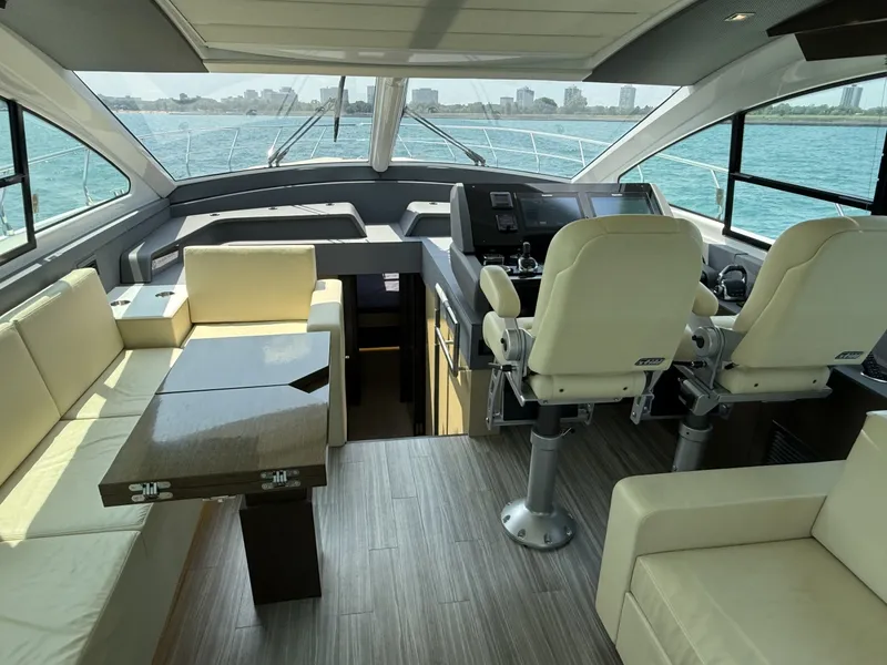 Slide: The Image of Cruisers Yachts 60 Cantius 2016 - 7409578