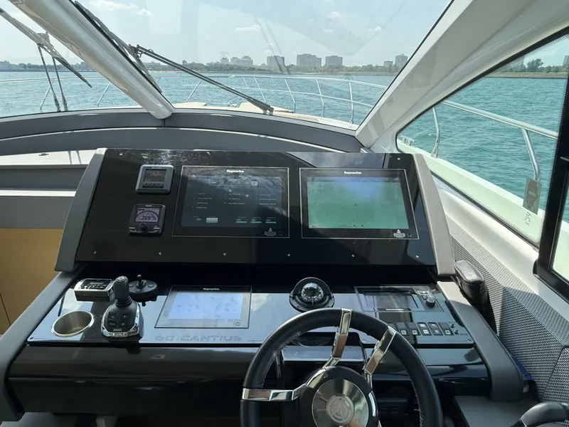 Slide: The Image of Cruisers Yachts 60 Cantius 2016 - 7409577