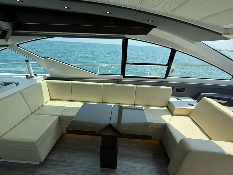 Slide: The Image of Cruisers Yachts 60 Cantius 2016 - 7409582