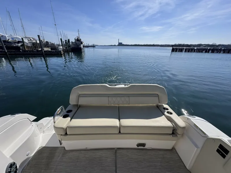 Slide: The Image of Regal 33 XO 2020 - 7409725