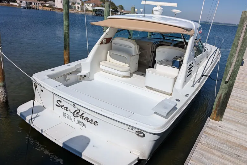 Slide: The Image of Sea Ray 370 Express Cruiser 1999 - 7465271