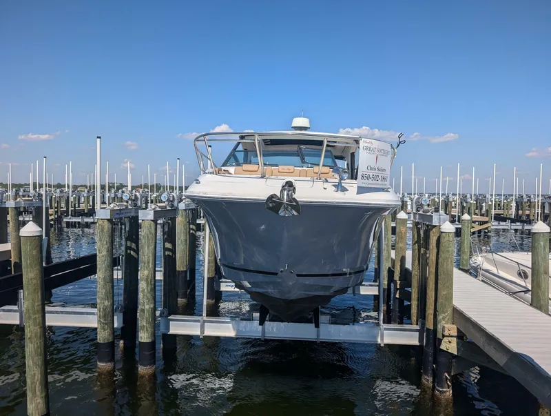 Slide: The Image of Sea Ray Sundancer 320 2019 - 7465052