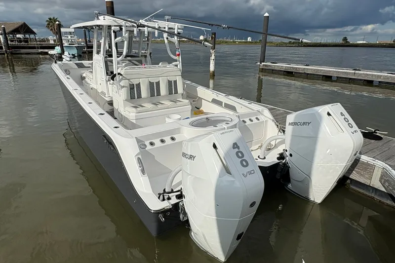 Slide: The Image of Invincible 33 Catamaran 2024 - 8039565