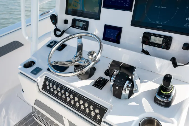Slide: The Image of Invincible 33 Catamaran 2024 - 7410673