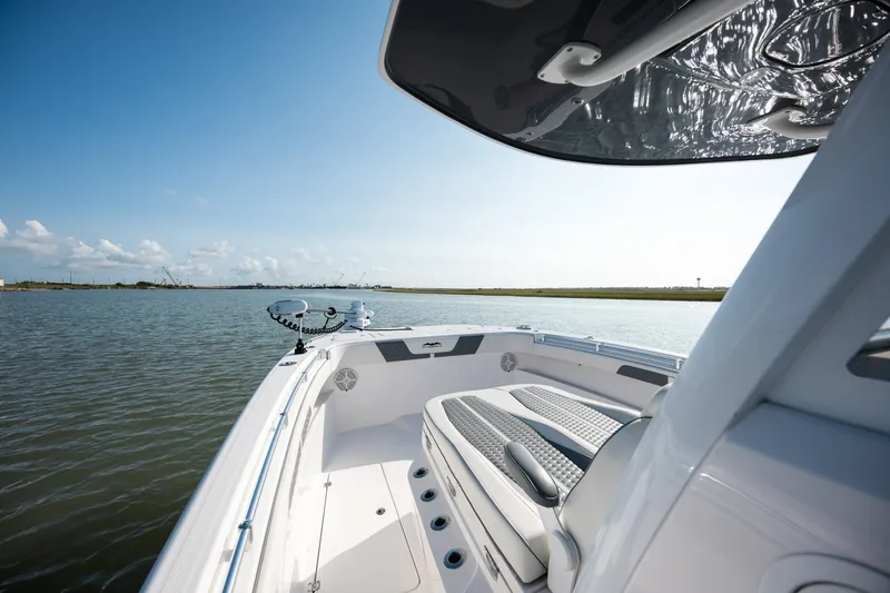 Slide: The Image of Invincible 33 Catamaran 2024 - 7533738