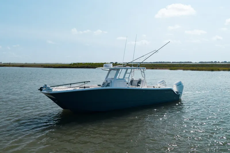 Slide: The Image of Invincible 33 Catamaran 2024 - 7533724