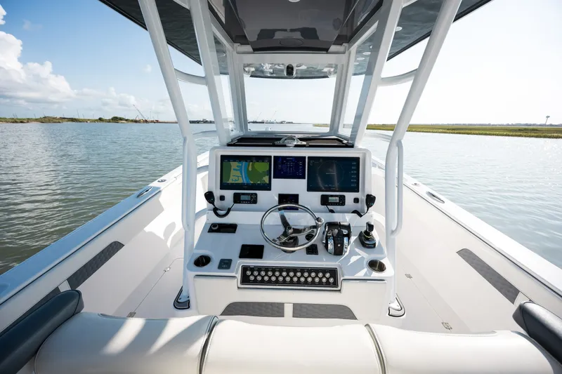 Slide: The Image of Invincible 33 Catamaran 2024 - 7410669