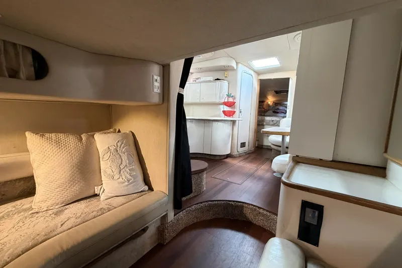 Slide: The Image of Sea Ray Sundancer 370 1995 - 7410909