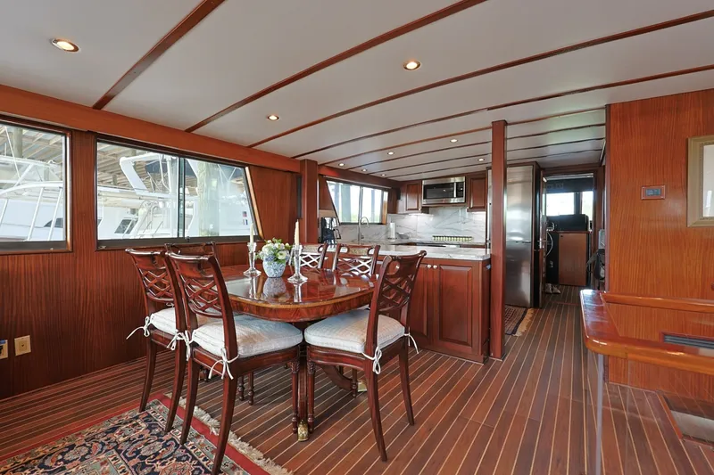 Slide: The Image of Hatteras 74 Cockpit Motor Yacht 1989 - 7853934