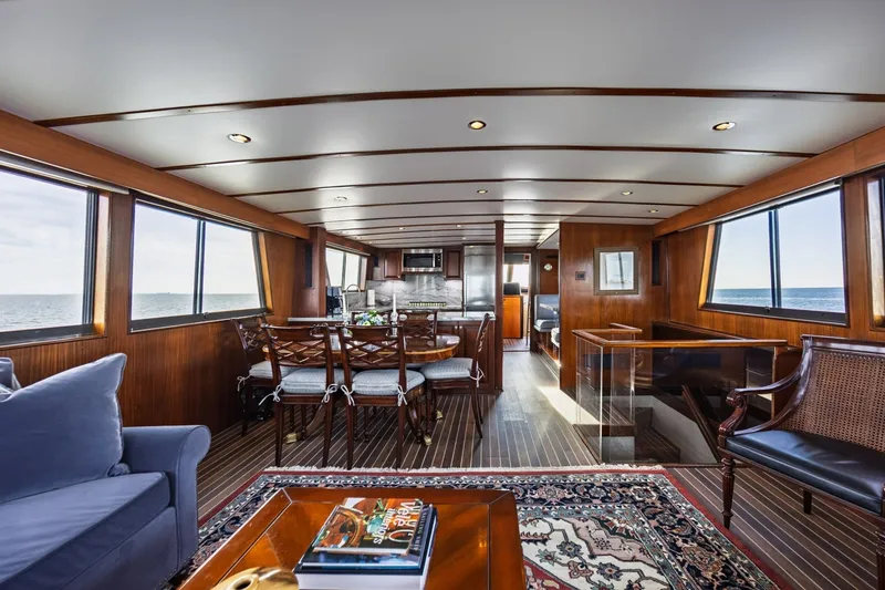 Slide: The Image of Hatteras 74 Cockpit Motor Yacht 1989 - 7539666