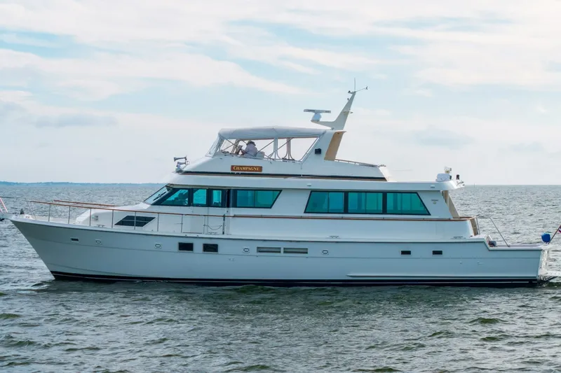 Slide: The Image of Hatteras 74 Cockpit Motor Yacht 1989 - 7539641