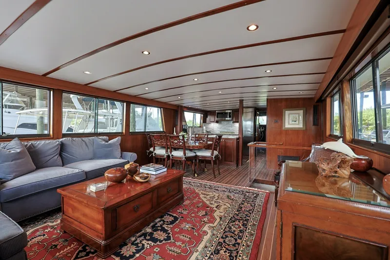 Slide: The Image of Hatteras 74 Cockpit Motor Yacht 1989 - 7539646