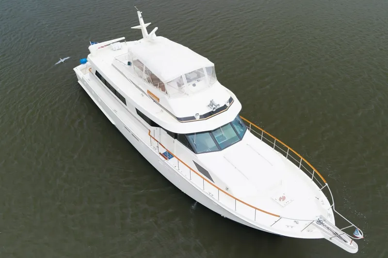 Slide: The Image of Hatteras 74 Cockpit Motor Yacht 1989 - 7854058