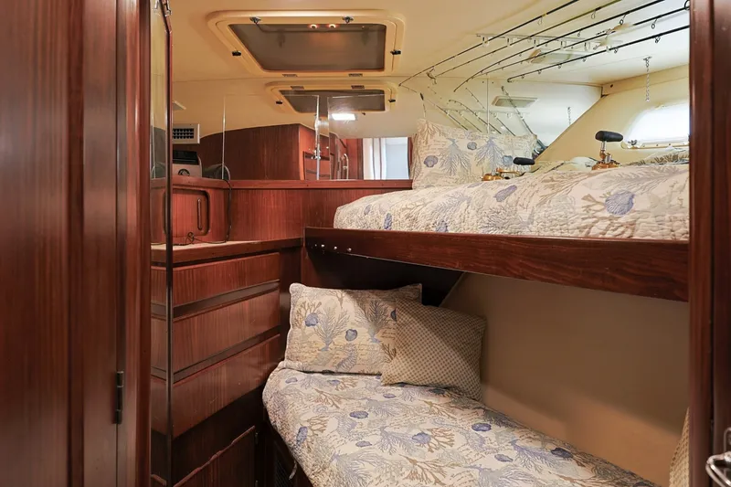 Slide: The Image of Hatteras 74 Cockpit Motor Yacht 1989 - 7539784