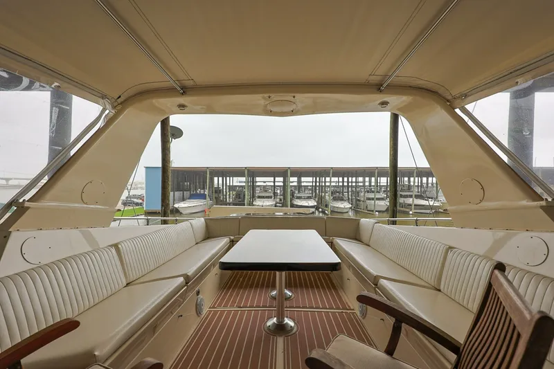 Slide: The Image of Hatteras 74 Cockpit Motor Yacht 1989 - 7539858