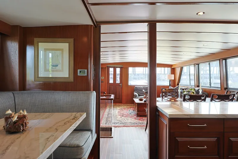 Slide: The Image of Hatteras 74 Cockpit Motor Yacht 1989 - 7539683