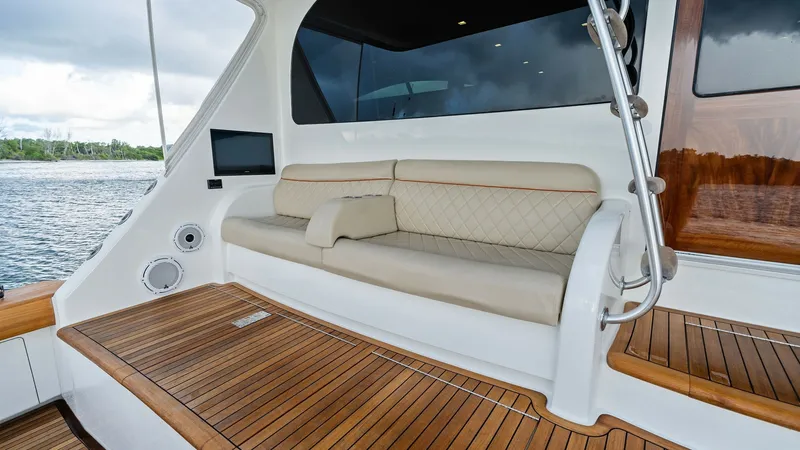 Slide: The Image of 2016 Viking 80 Enclosed Bridge- FRIGATE- Cockpit - 7414480