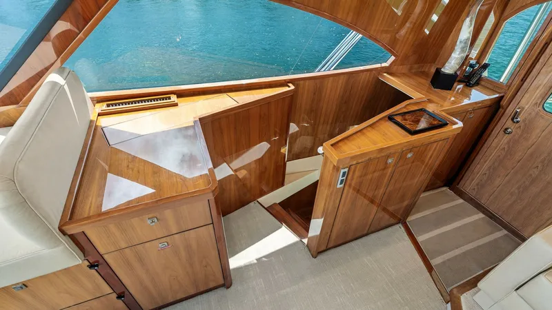 Slide: The Image of 2016 Viking 80 Enclosed Bridge- FRIGATE- Enclosed Bridge Helm - 7414460