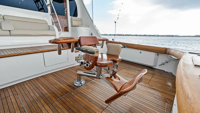 Slide: The Image of 2016 Viking 80 Enclosed Bridge- FRIGATE- Cockpit - 7414477