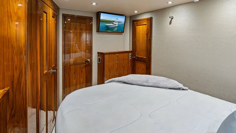 Slide: The Image of 2016 Viking 80 Enclosed Bridge- FRIGATE-Port VIP Stateroom - 7414426