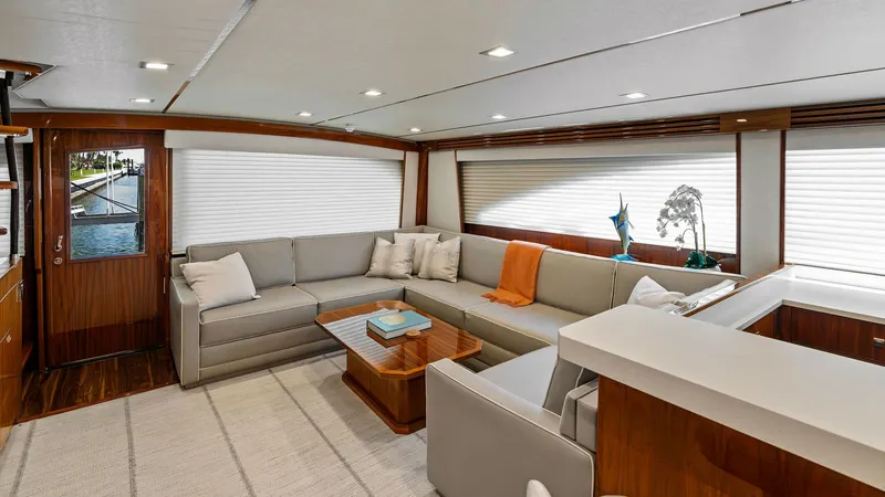 Slide: The Image of 2016 Viking 80 Enclosed Bridge- FRIGATE- Salon - 7414375
