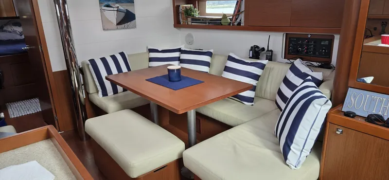 Slide: The Image of Beneteau Oceanis 45 2013 - 7454444