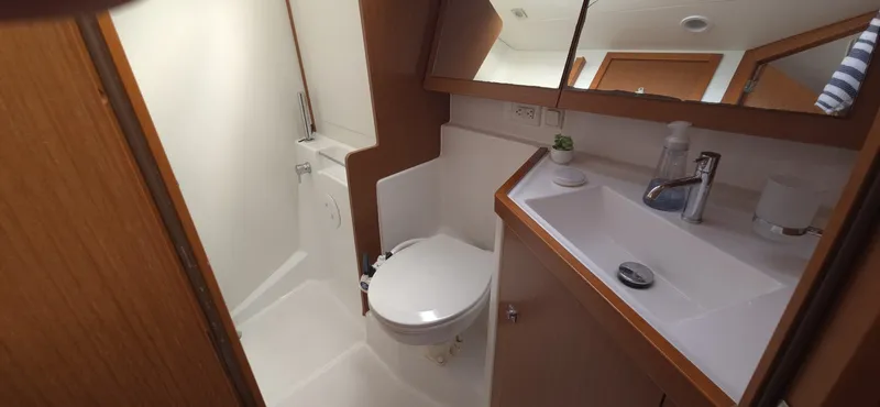 Slide: The Image of Beneteau Oceanis 45 2013 - 7454448