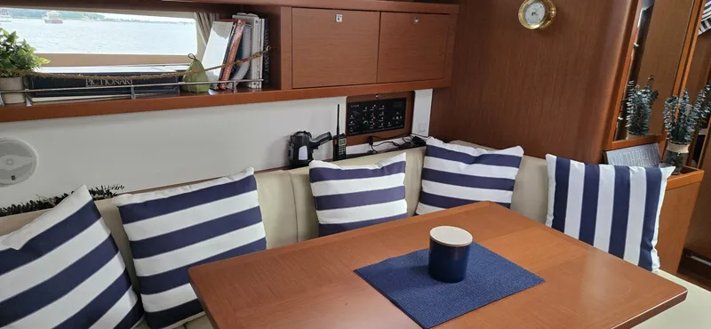 Slide: The Image of Beneteau Oceanis 45 2013 - 7454441