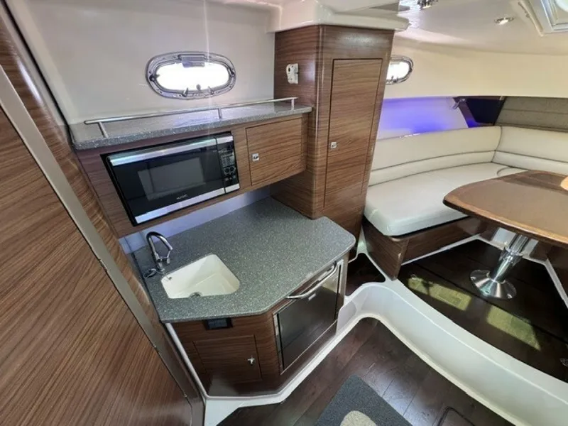 Slide: The Image of Boston Whaler Conquest 2016 - 7451668