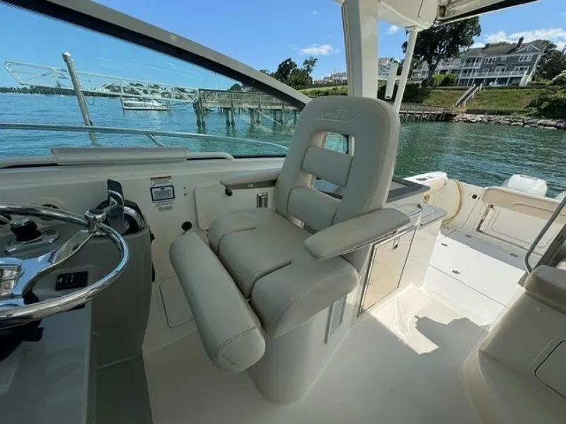 Slide: The Image of Boston Whaler Conquest 2016 - 7451660