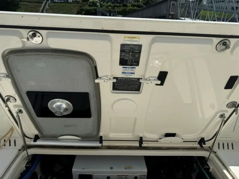 Slide: The Image of Boston Whaler Conquest 2016 - 7451675