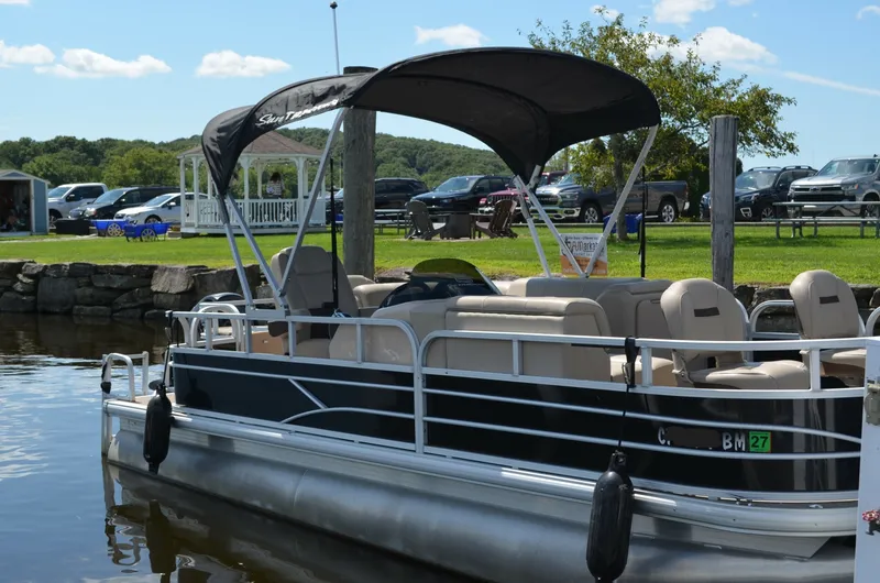 Slide: The Image of Sun Tracker Fishin Barge 20 DLX 2019 - 7452334