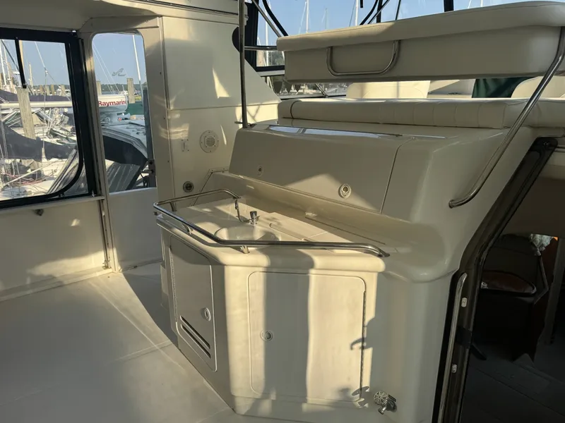 Slide: The Image of Sea Ray 380 2000 - 7452349