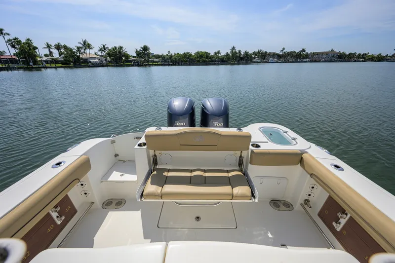 Slide: The Image of NauticStar 28 - Cockpit 2019 NauticStar 28XS - 7452628