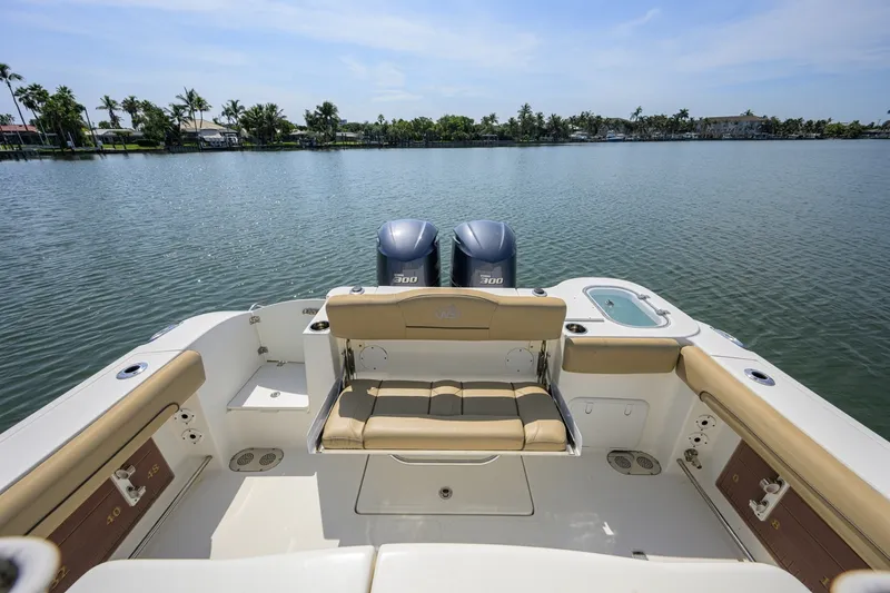 Slide: The Image of NauticStar 28 - Cockpit 2019 NauticStar 28XS - 7649916