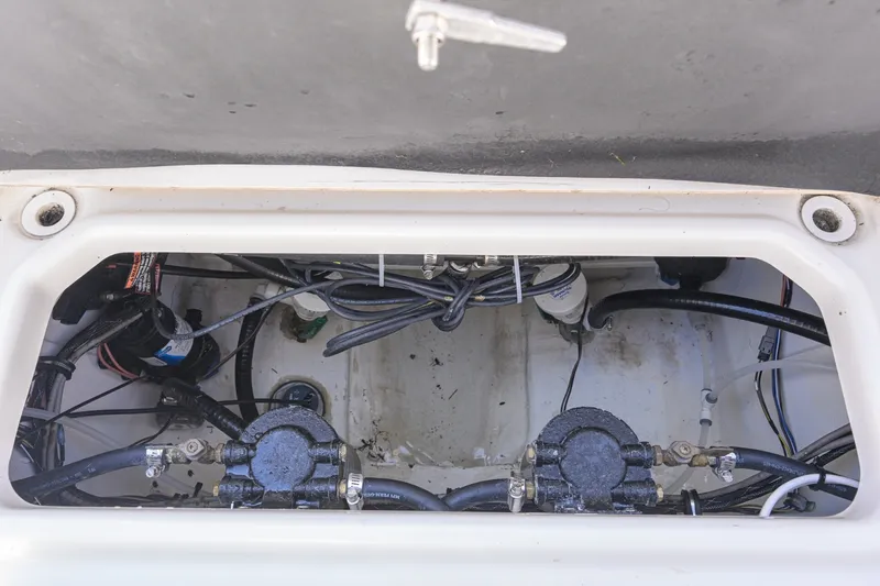 Slide: The Image of NauticStar 28 - Cockpit 2019 NauticStar 28XS - 7649922