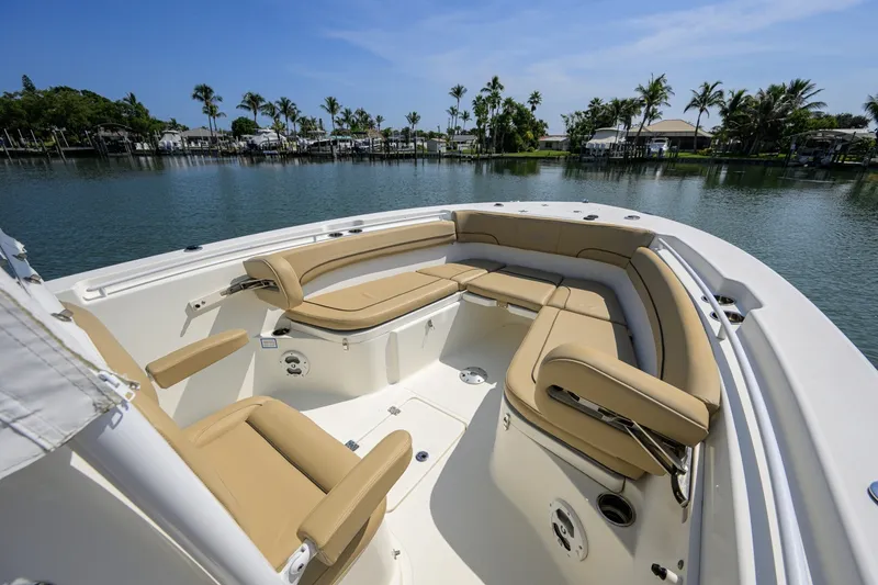 Slide: The Image of NauticStar 28 - Bow 2019 NauticStar 28XS - 7649893