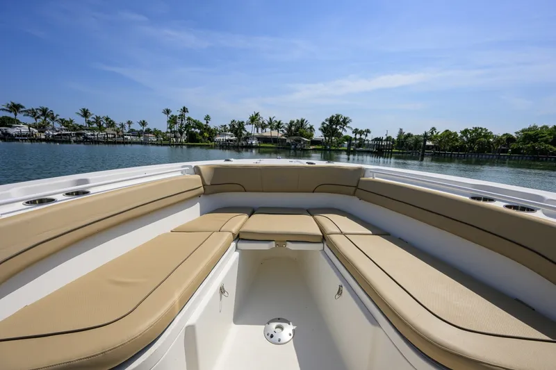 Slide: The Image of NauticStar 28 - Bow 2019 NauticStar 28XS - 7649894