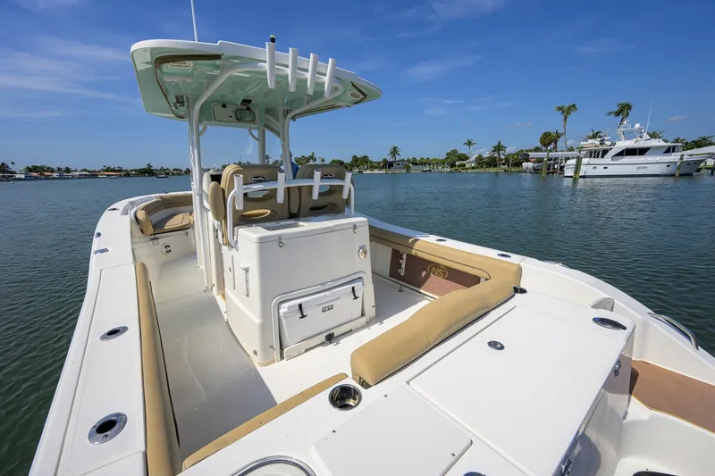 Slide: The Image of NauticStar 28 - Cockpit 2019 NauticStar 28XS - 7452633