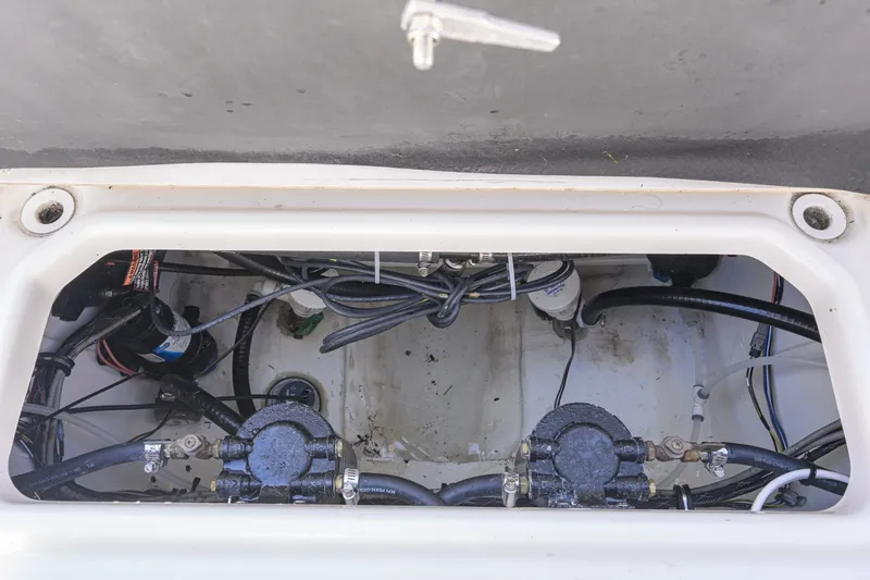 Slide: The Image of NauticStar 28 - Cockpit 2019 NauticStar 28XS - 7452638
