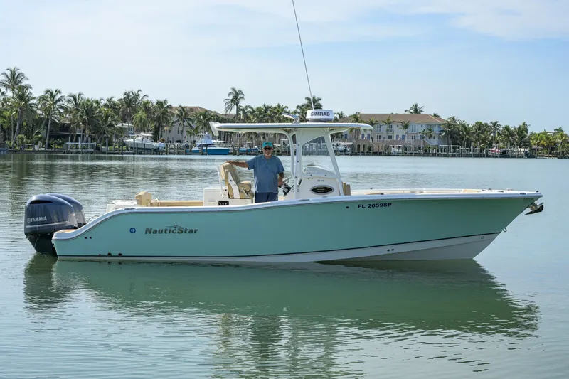 The Image of NauticStar 28 - Exterior Profile 2019 NauticStar 28XS - 7452558