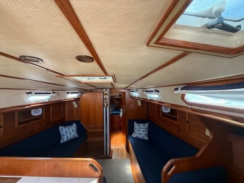 Slide: The Image of Sabre 42 CN Sloop 1988 - 7453710