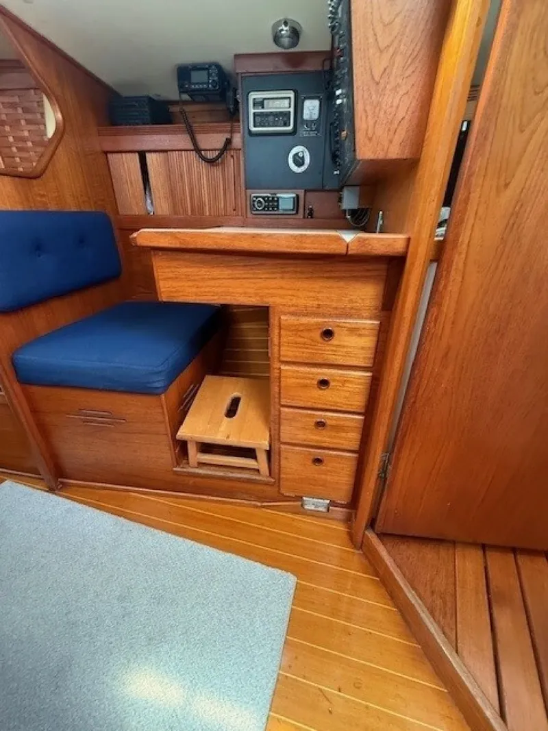 Slide: The Image of Sabre 42 CN Sloop 1988 - 7453708